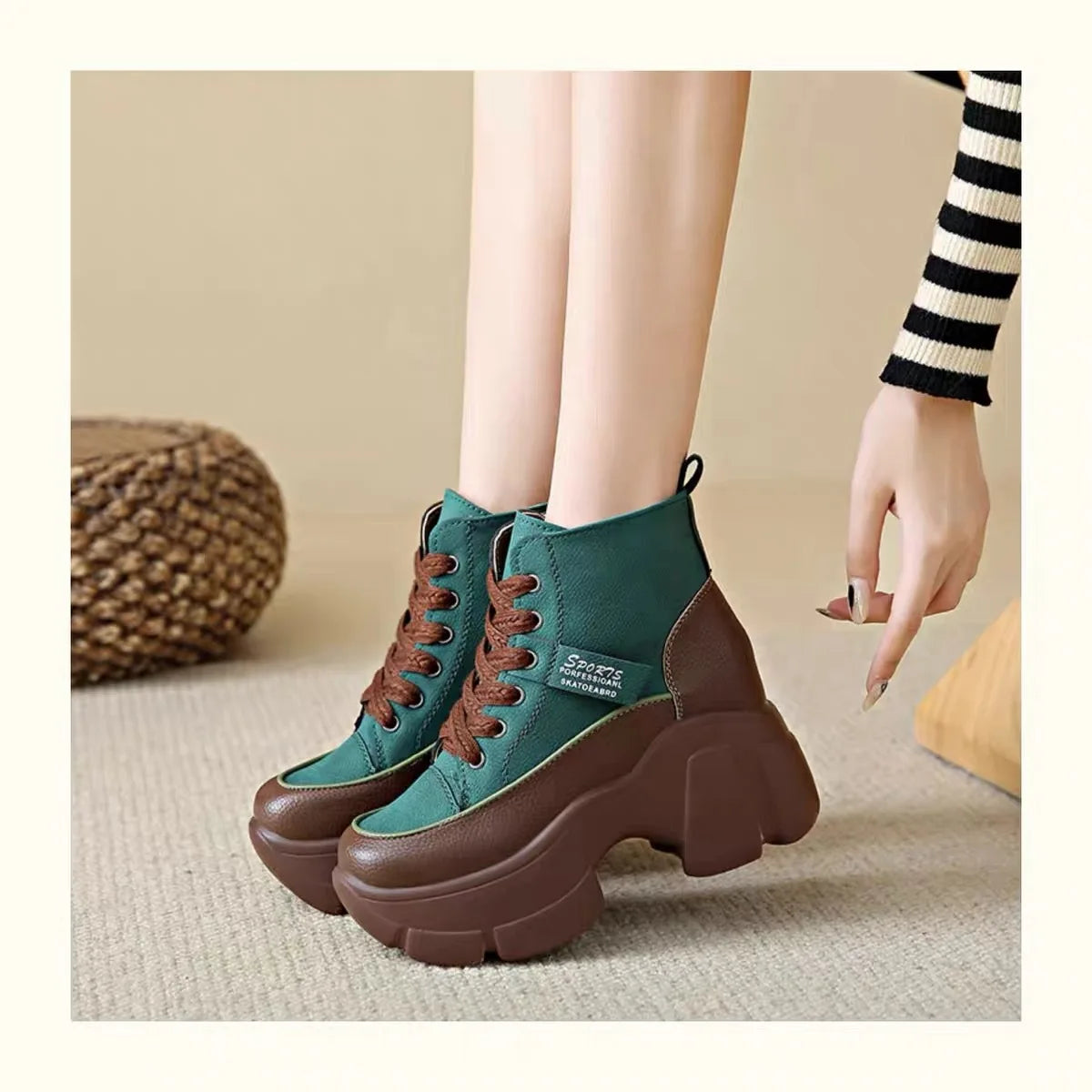 Women's Shoes on Sale High Quality Lace Up Women Boots Winter Round Toe Mixed Colors Short Barrel Platform Increase Height Boots