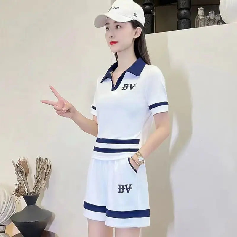 Leisure Sportswear Set for Spring and Summer New Korean Version Loose Fitting Short Sleeved Fashion and Age Reducing Two-piece