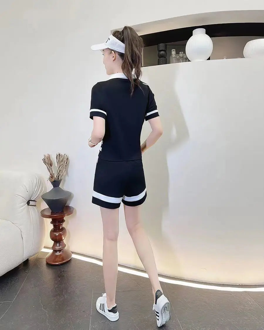 Leisure Sportswear Set for Spring and Summer New Korean Version Loose Fitting Short Sleeved Fashion and Age Reducing Two-piece