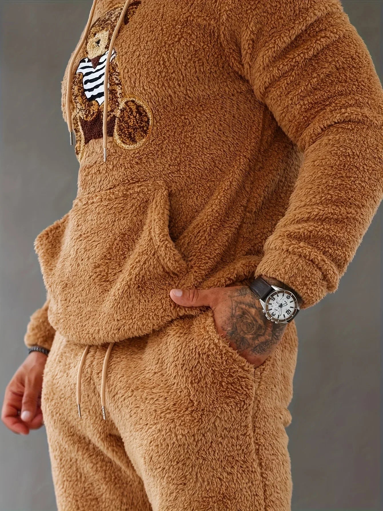 Autumn and Winter Comfortable Soft Plush Men's Hoodie Set Personalized Casual Bear Hoodie Two-piece Set Thick Warm Home Wear Set