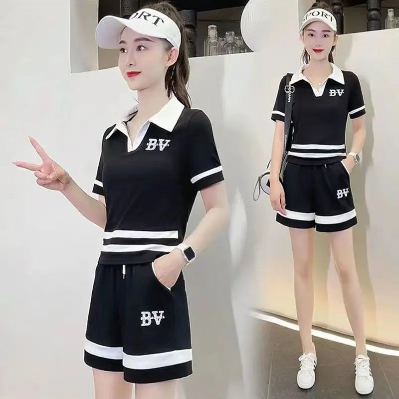 Leisure Sportswear Set for Spring and Summer New Korean Version Loose Fitting Short Sleeved Fashion and Age Reducing Two-piece