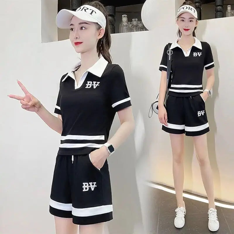 Leisure Sportswear Set for Spring and Summer New Korean Version Loose Fitting Short Sleeved Fashion and Age Reducing Two-piece